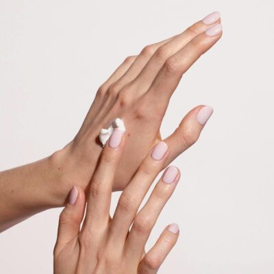 Daily hand care for beautiful nails